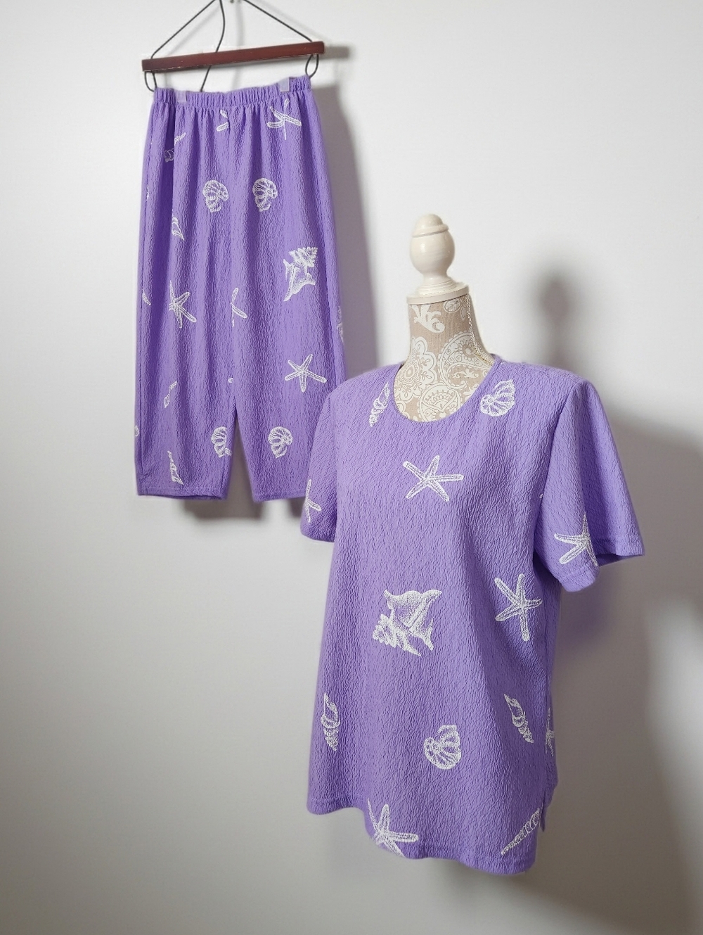 Vintage Rebekah Coastal Beach Purple White Seashell Starfish Print Set Size M